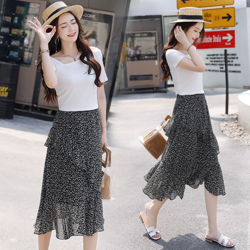 姐姐真会穿衣打扮，这些裙子穿在身上，看起来只有十八岁的样子