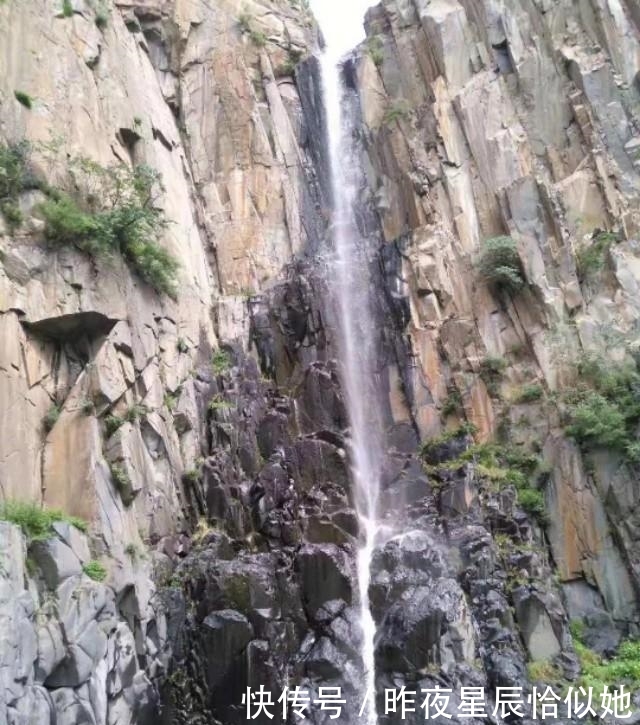 完整保存1.1亿年的火山口地质景观，让你欣赏到大自然造就的神奇