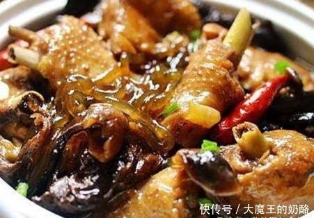  [小鸡炖蘑菇]北方妈妈常给孩子吃的菜，补充营养，喷香下饭，增强抵抗力身体棒