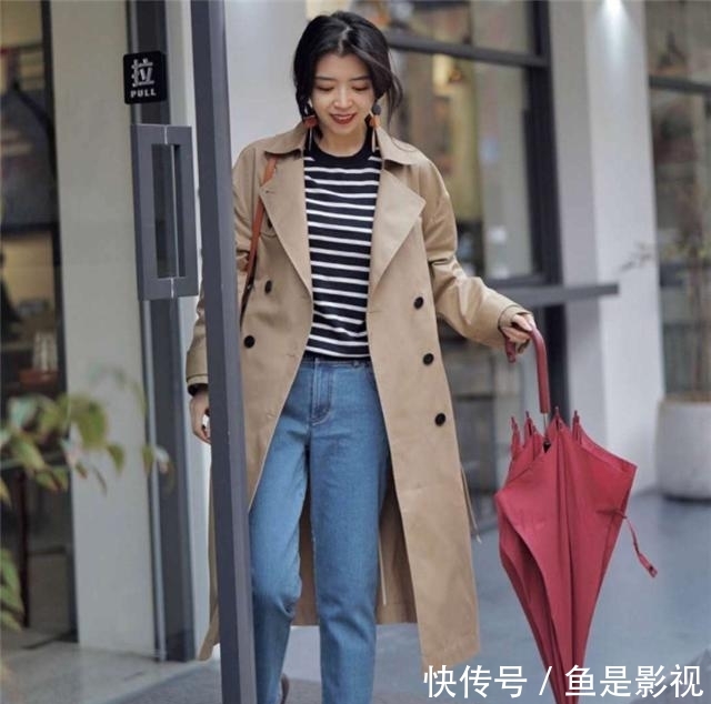  [选择风衣]真正会穿的女人，春天穿风衣都不会配平底鞋，看三木博主就知道了