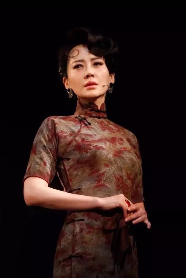 [妩媚]相比时装,她们这样穿更妩媚,最后一个有没有电到你?
