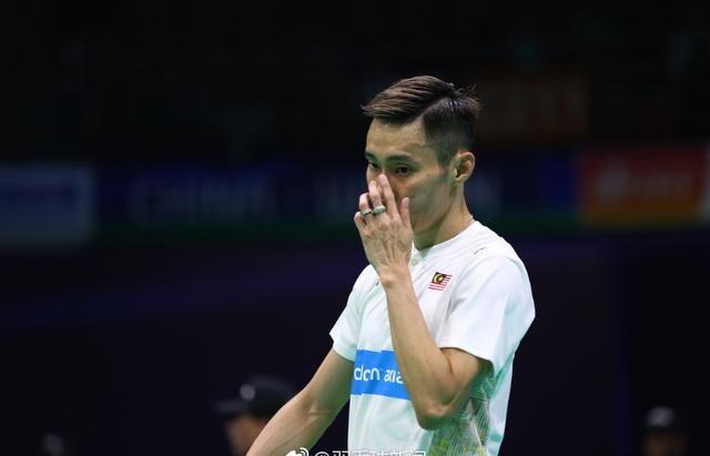 遗憾!李宗伟被桃田贤斗2局击溃,无缘亚锦赛奖