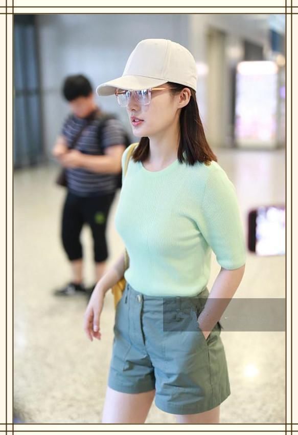 看了孙怡的短裤，再看看李沁，才知道已婚和单身的差距有多大！