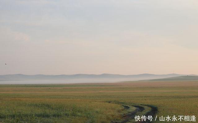 「青年眼中的世界」乌拉盖草原