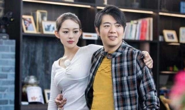  【面孔】26岁吉娜天使面孔魔鬼身材，脱掉羽绒服大秀好身材，这腰我酸了