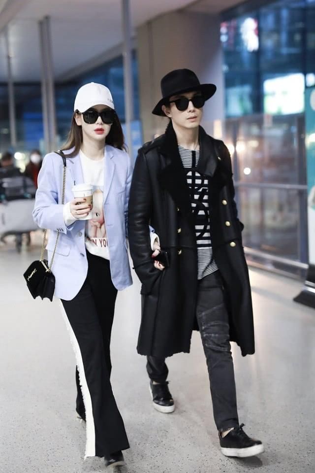  『喇叭裤』个子比较矮的女性都会羡慕高个子女性，但看到这穿搭，矮个子女性气质飙升