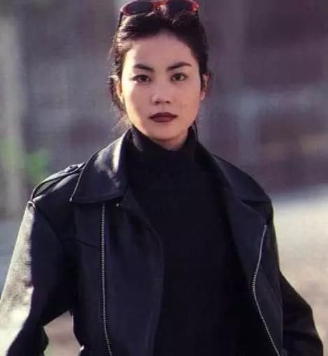 25年前的王菲冷酷与娇艳并存，宋丹丹欧美范十足而张柏芝是真好看