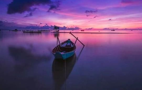 白居易最美的一首诗,只是开头两句,便美得令人心醉!