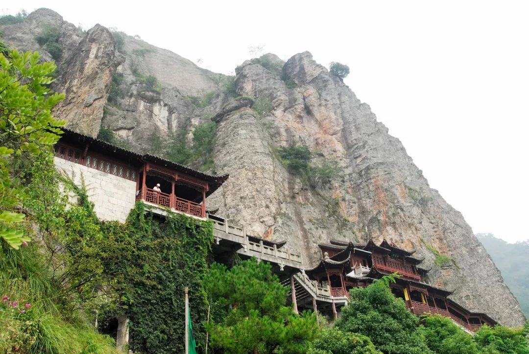 中国最美高铁，90分钟穿过57个国家级风景区，一站一景美哭了