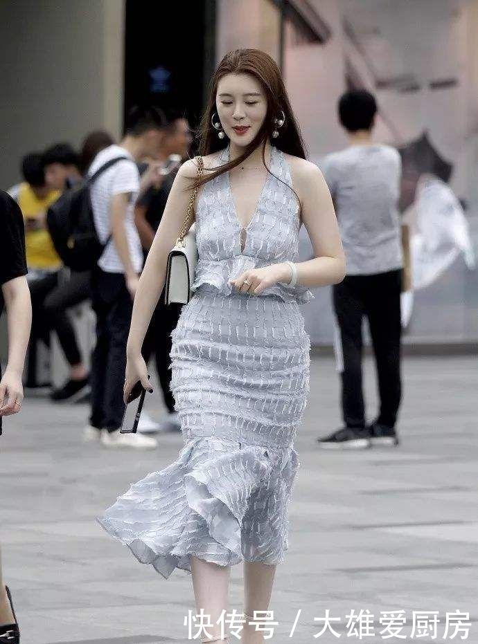 身材@身材高挑的小姐姐,很有时尚女神气质范