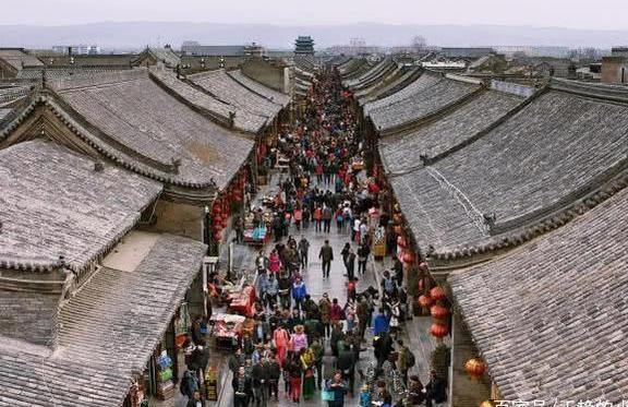 因为没有钱拆，却意外成了保存最完好的古城，如今每天接待十万人