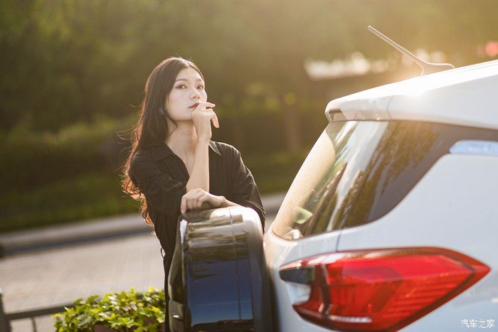 元新能源自驾水乡绍兴，游览一河一街，街河并行的西小河历史街区