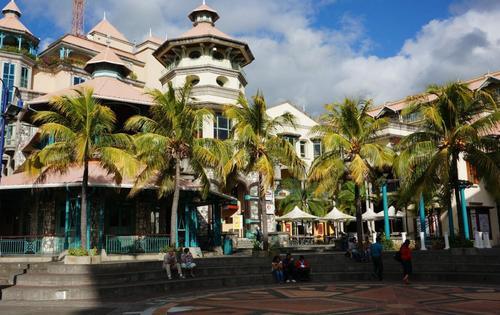 与中国非常交好的国家:钞票上印的是中国人,还对中国实行免签!