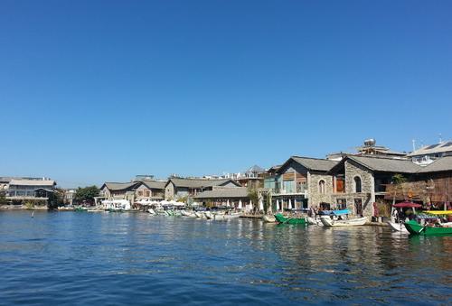 中国“最适合过冬”的地方,年均温度18,不是三亚,你猜是哪?