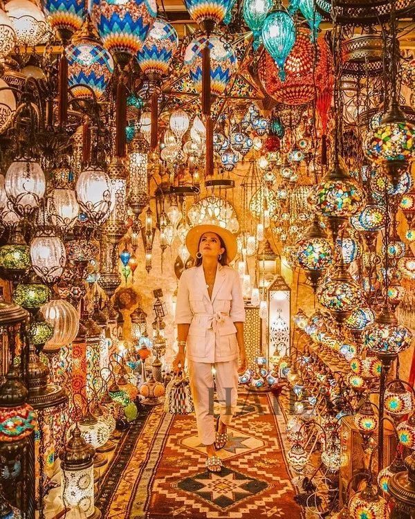 好看| 裙子和T恤才是女生开心的根本!就想天天这样穿去度假!