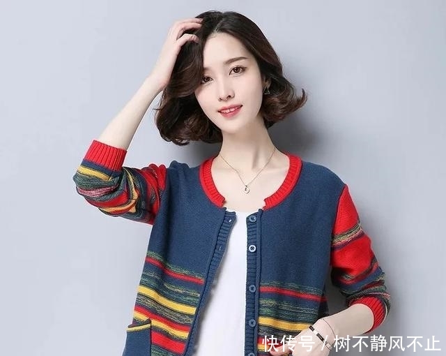 「适合」无意发现这几款“薄外套”!适合70后女人穿,洋气又高端