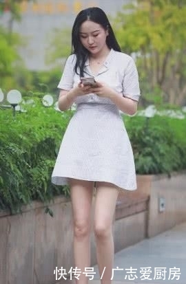 『清爽』白色细条纹连衣裙,素雅清爽,尽显气质女神的自信与温柔
