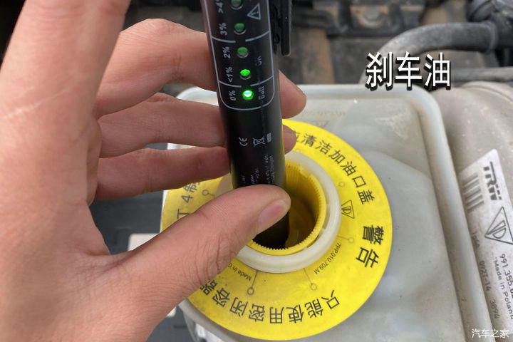  『客户』丐版保时捷也嚣张，五年的911还卖80多万，客户：你怎么不去抢