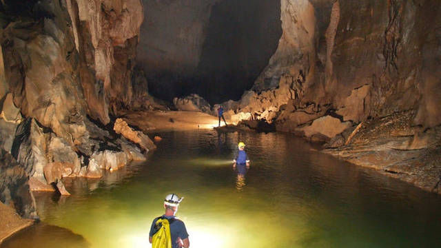 越南发现世界最大洞穴，可以容纳72亿人口，入选世界自然遗产！