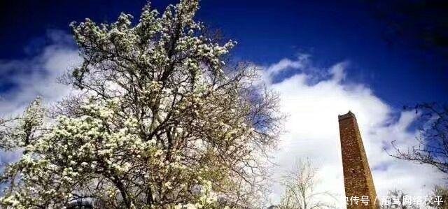 直播川藏线 进入G318, 夜宿建在悬崖上的县城!