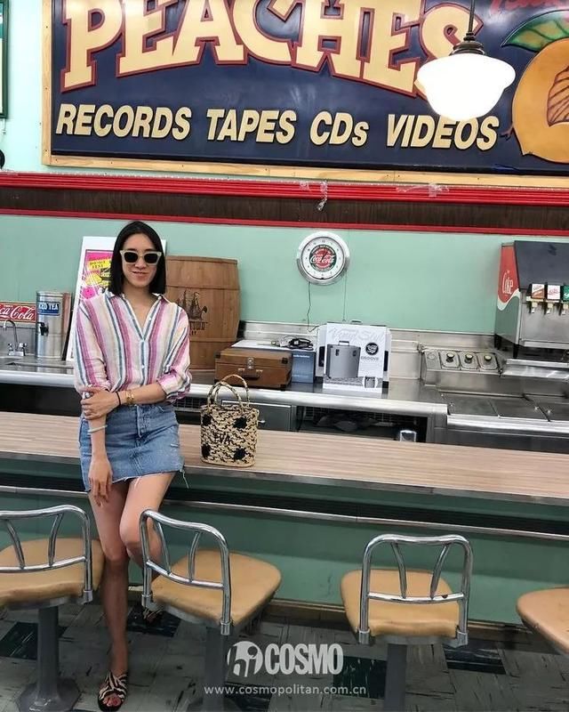 时髦办｜Eva Chen这个时髦精，夏天最爱还是衬衫+牛仔（和我一样