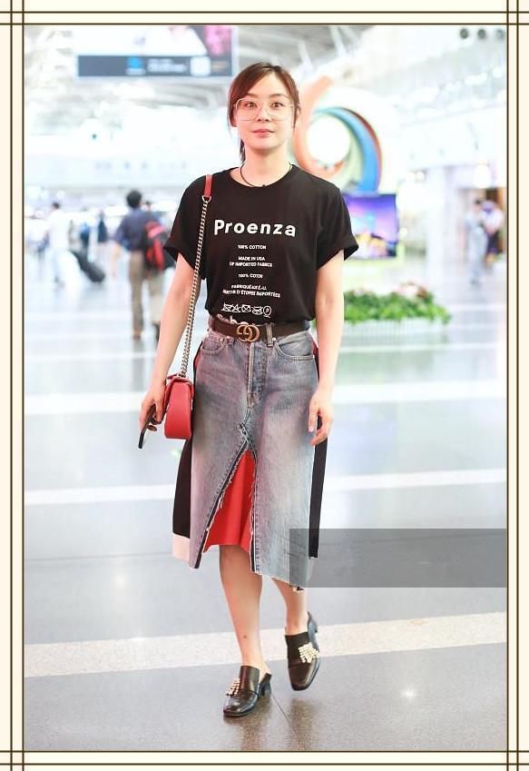 看了袁姗姗的拼接裙，再看看何穗，才知大女人和小女人差距这么大