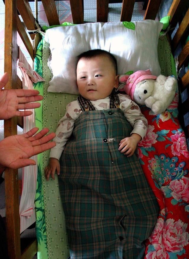  「睡前安抚」想让宝宝睡安稳觉、整夜觉，宝妈需要做到这几点