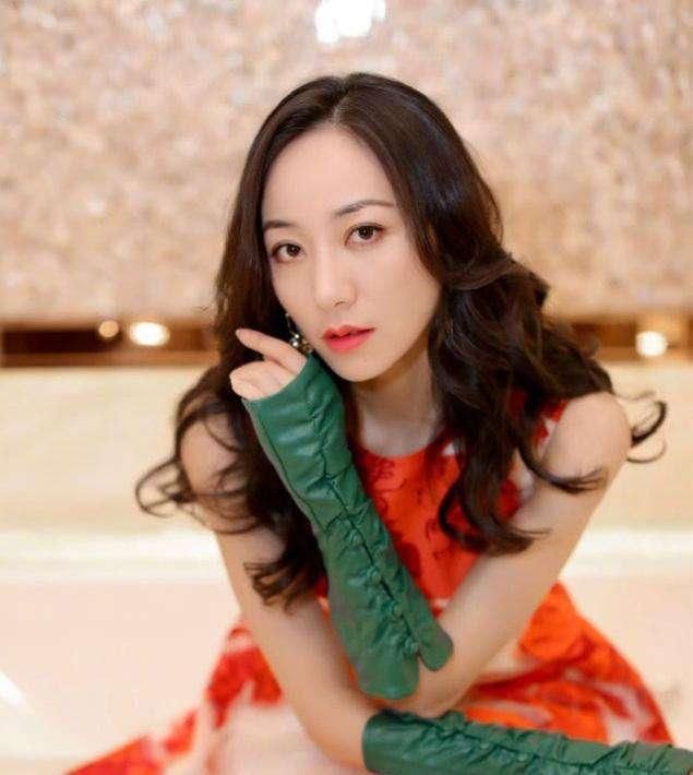  『气质』判断一个女生有没有气质,其实和颜值关系不大,关键在于这4点