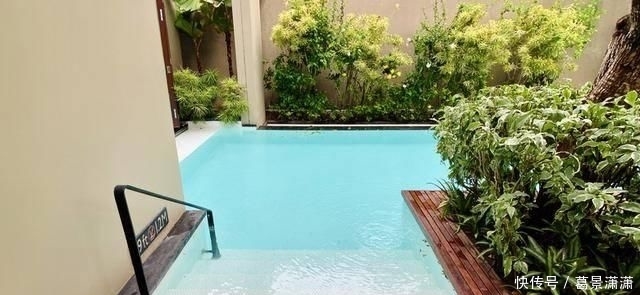 那一刻:在600多平的别墅房睡一晚是啥感觉?推开门那一刻就知道没白来