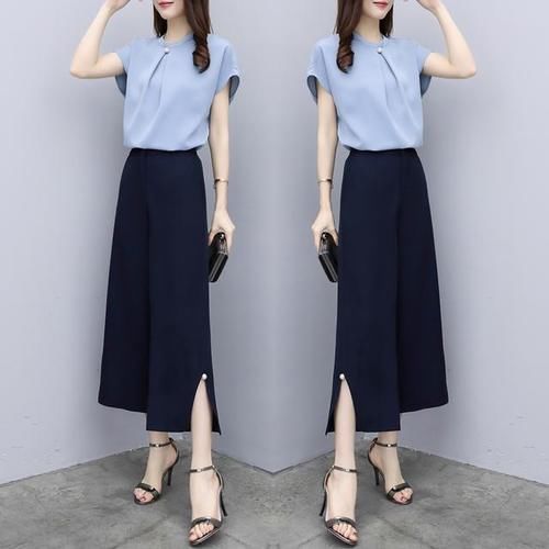 天呐，老婆脱掉连衣裙，穿上这洋气套装，美的不像165斤