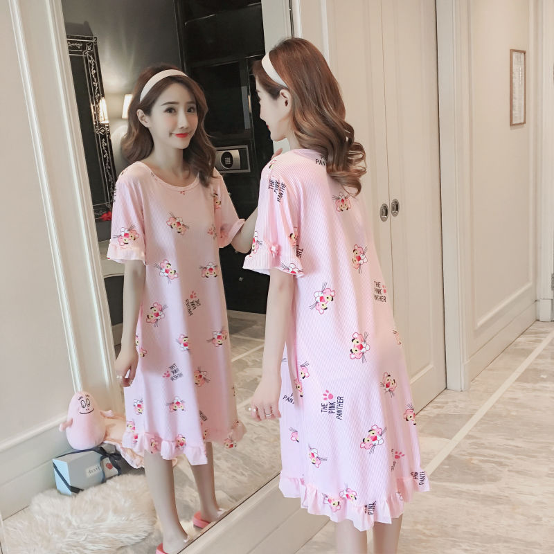 为什么时尚的女人在家里不穿睡衣，只穿睡裙，只因他女人味十足