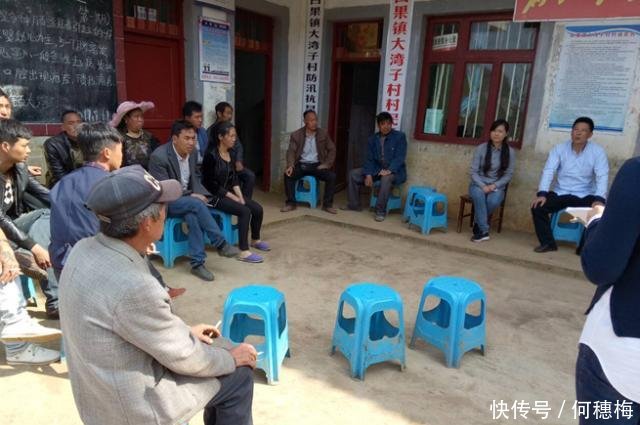 村里出钱美化农村墙面，农民非但不感激，还“冷嘲热讽”，为何