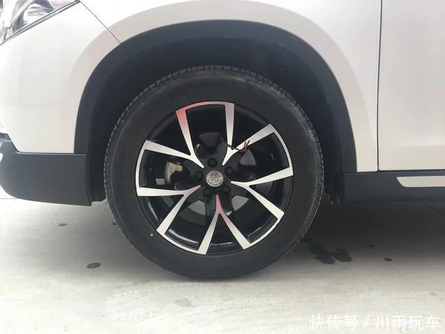 4条米其林新轮胎才800元，这样的轮胎你买完还挺骄傲？