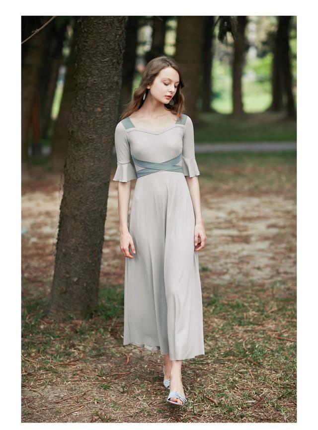 时装搭配ifashion｜集美貌于一身，可以称为直男斩的小裙纸