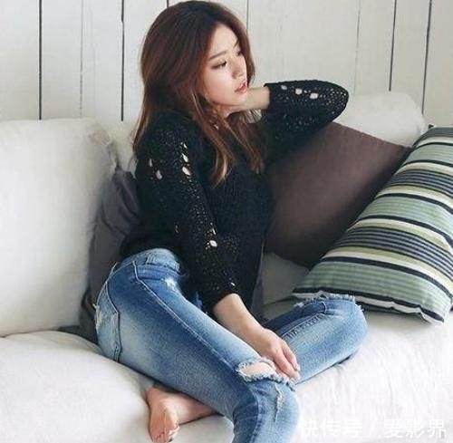 美女■身材姣好的牛仔裤美女,简约大气,尽显都市女神范儿!
