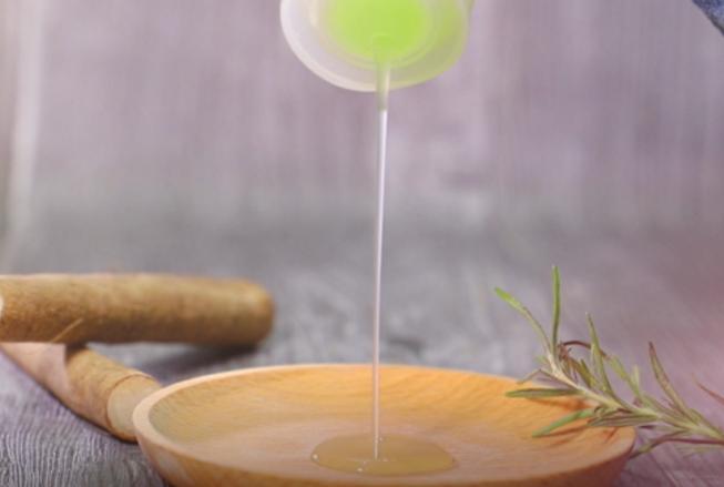 3种洗发水已被拉进黑名单，识货的人已经扔掉了，而你还天天用