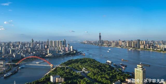  「强大」中国最强大的3座高铁站, 可直达内地所有省会城市, 无需