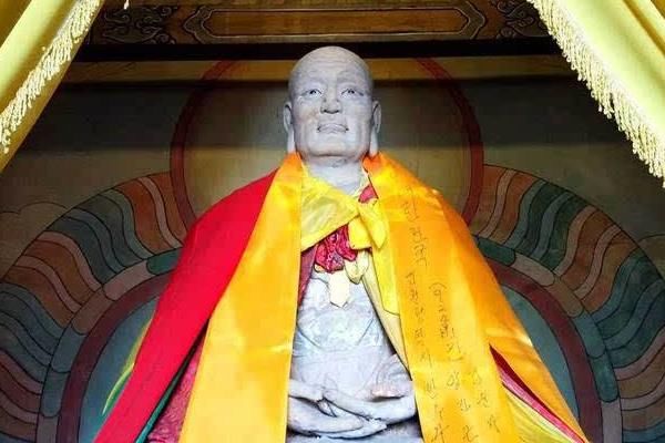 我国最神秘的寺庙，有15座佛像里都是真人，全是得道高僧！