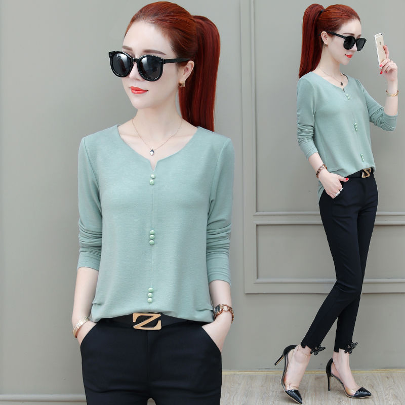 吃土也要买!这小衫+小脚裤，减龄又显瘦，适合30-55岁女人