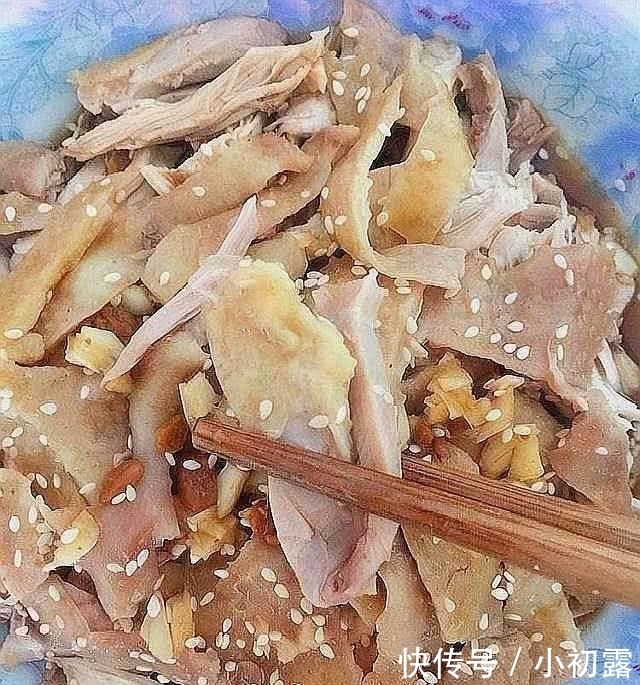 【貌美如花】它是天然“妇科圣药”,早晚吃一点,滋润卵巢,皮肤紧致了