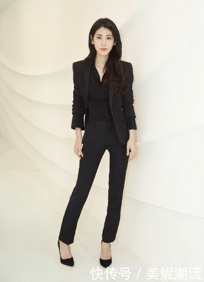 张碧晨瘦得过分，穿这么小的牛仔裤都不贴身，网友：这腿我服了！