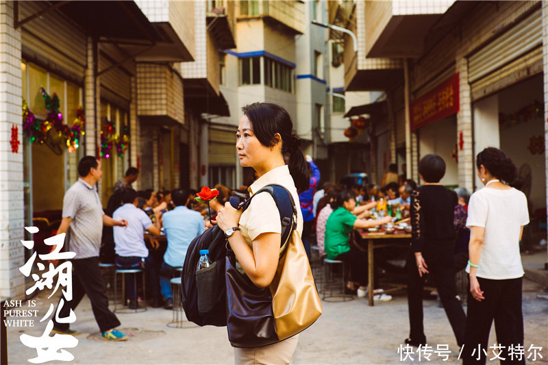 冯小刚时隔56天发文怒斥谣言 贾樟柯无惧网友抵制新片 发声力挺