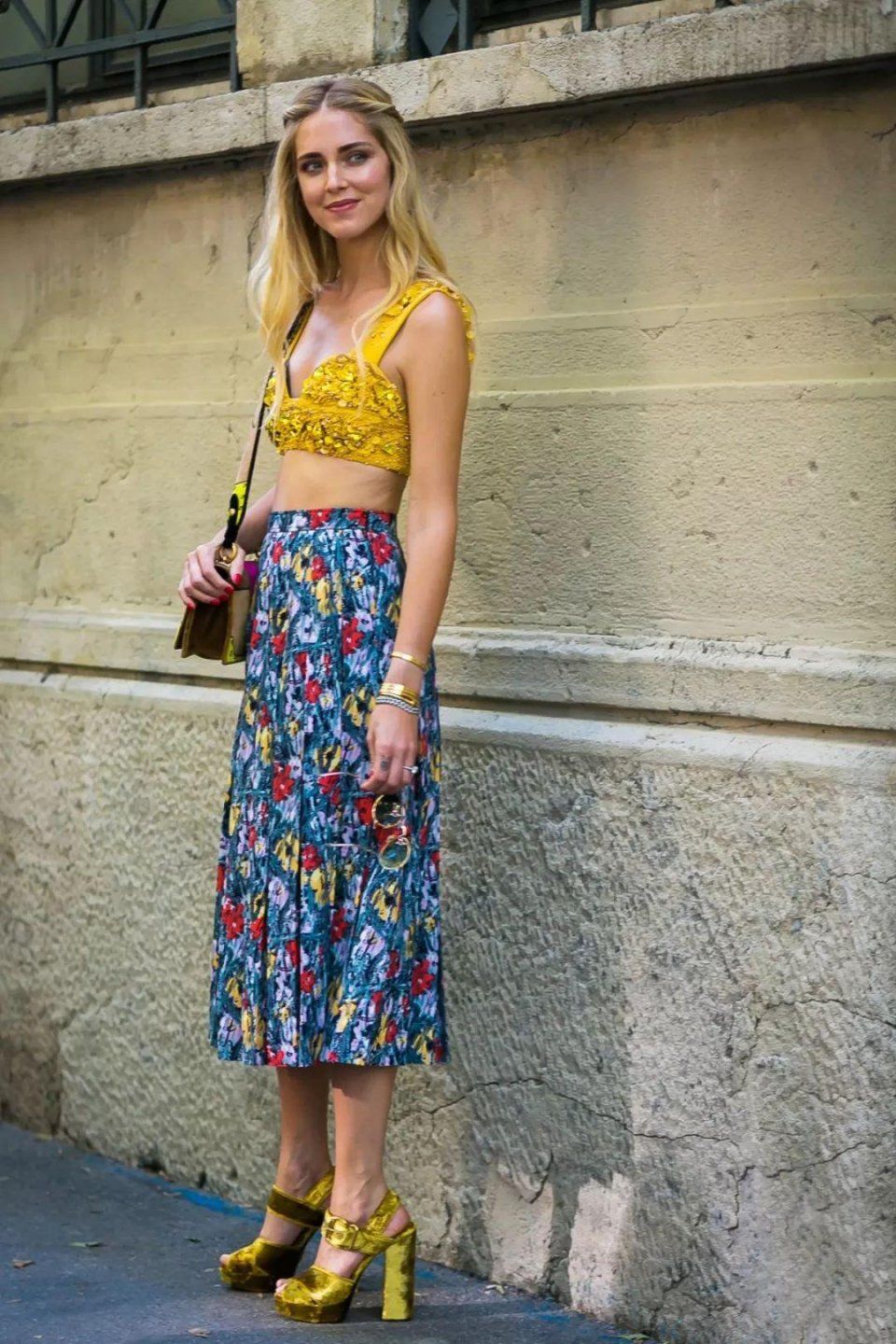 印花搭配通用指南:这个夏天如何美得艳而不俗?