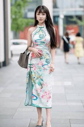 街拍: 夏日美女“盛宴”，这样的穿搭，婀娜身姿让直男移不开眼