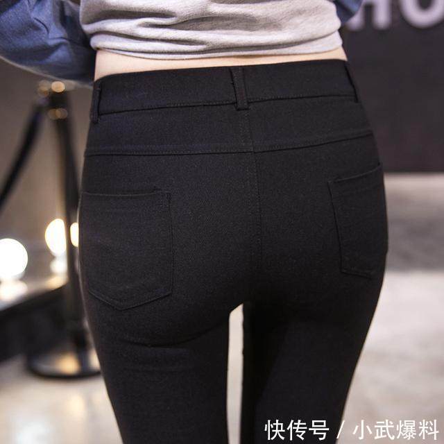 还在穿防走光打底裤就过时了 现在流行可外穿的打底裤了