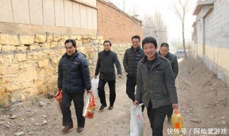 农村买车的怪现象，没买车和买了车的差别太大，网友：确实如此