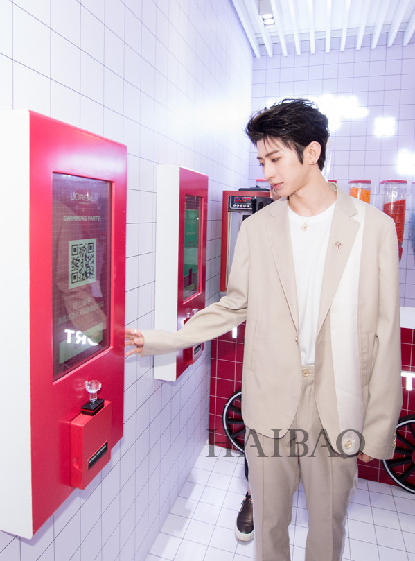 巴黎欧莱雅携手蔡徐坤发布红胖子气垫！