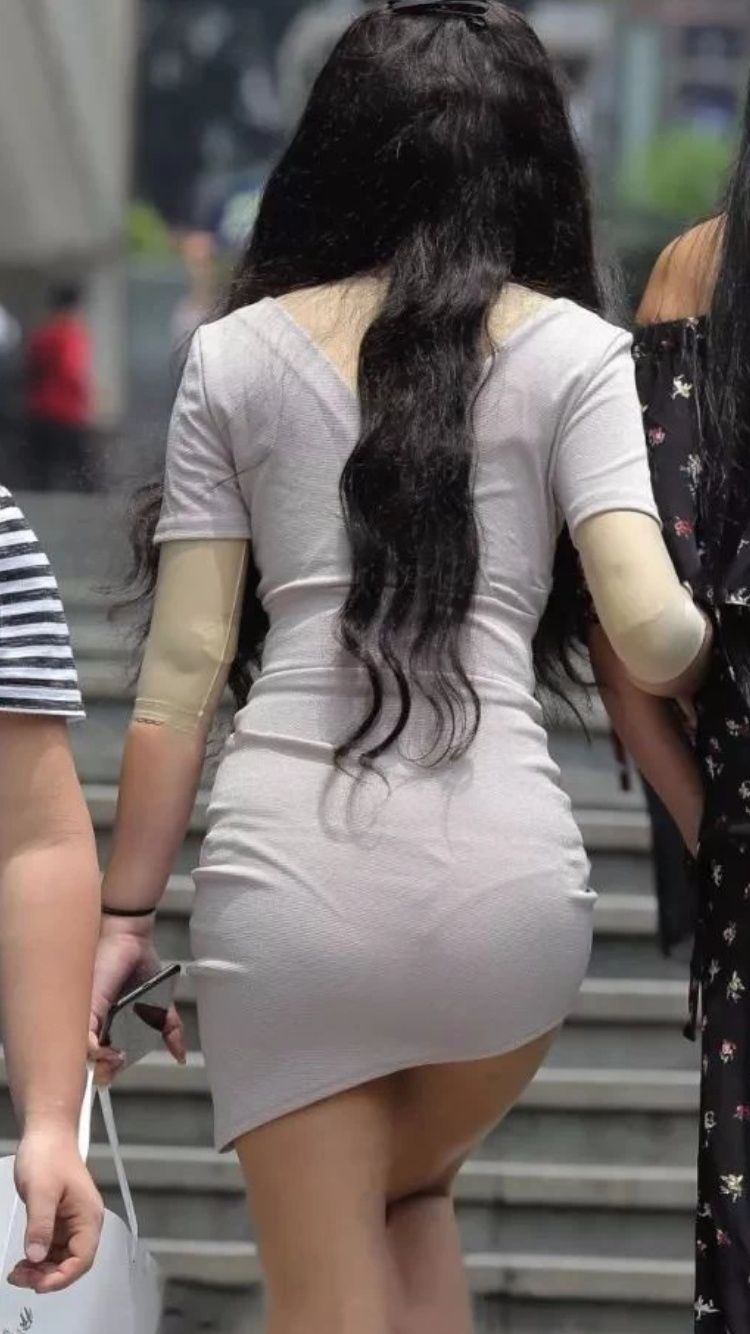 性感借配丨身材比例超级好的长发美女,根本不用看脸!