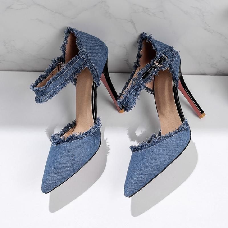 女人没有一双漂亮的尖头高跟鞋,我想,你都不好意思往出说吧?