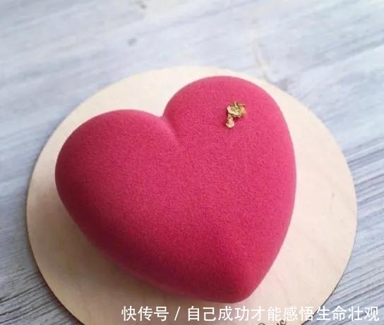  『成熟稳重』心理测试：你最想吃哪款蛋糕？测什么样的男生更容易得到你的心